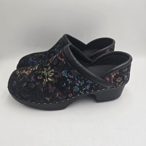 C&C Sweden Clogs Womens 39 US 7.5–8 Black Velvet Multicolor Floral Slip On Shoes